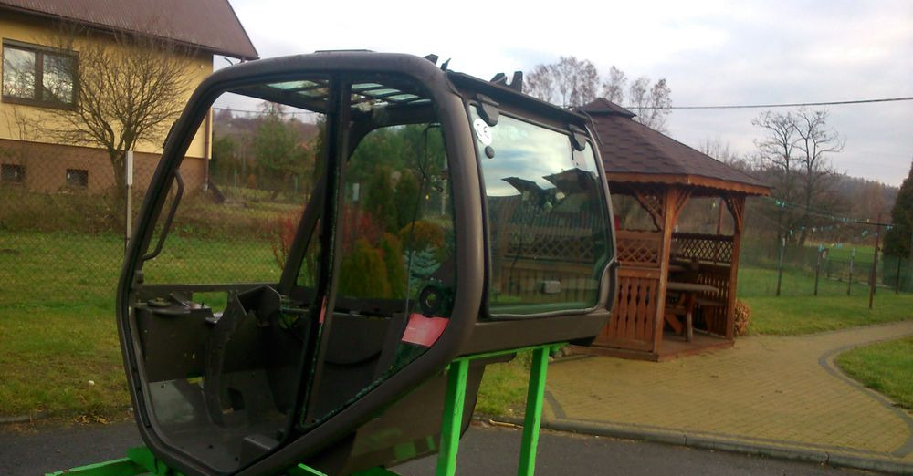 Ładowarka teleskopowa Manitou MT, MLT 2005 Kabina do Manitou - Kabina - Krovimo technika: foto 2 Ładowarka teleskopowa Manitou MT, MLT 2005 Kabina do Manitou - Kabina - Krovimo technika: foto 2