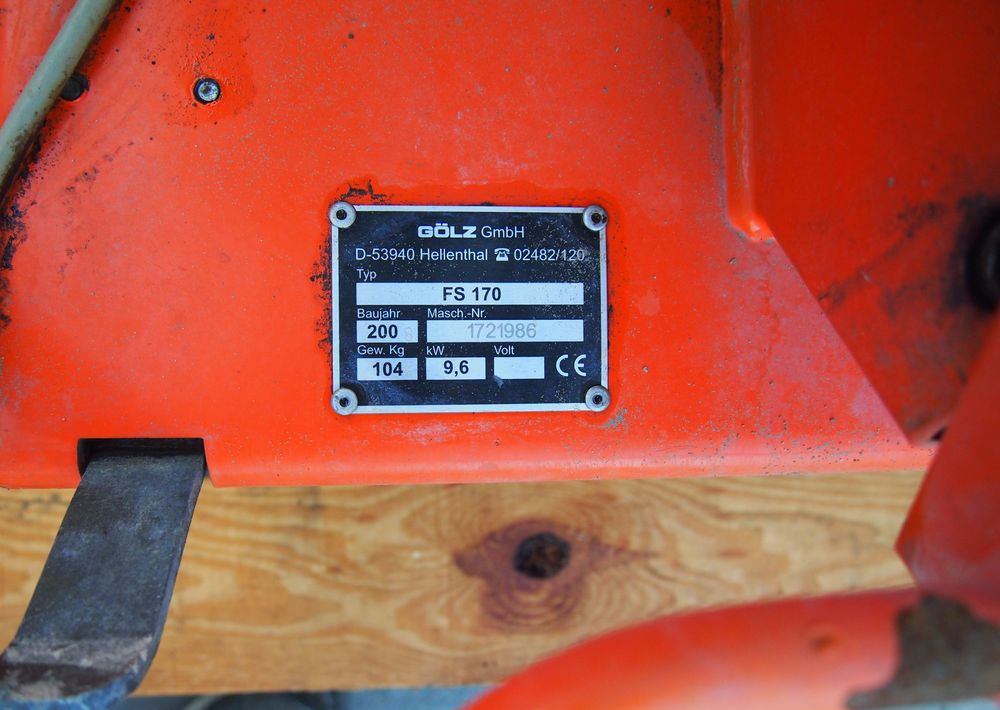 Piła do cięcia GOLZ FS 170 2006 PIŁA DO CIĘCIA asfaltu i betonu - Statybinė įranga: foto 5 Piła do cięcia GOLZ FS 170 2006 PIŁA DO CIĘCIA asfaltu i betonu - Statybinė įranga: foto 5