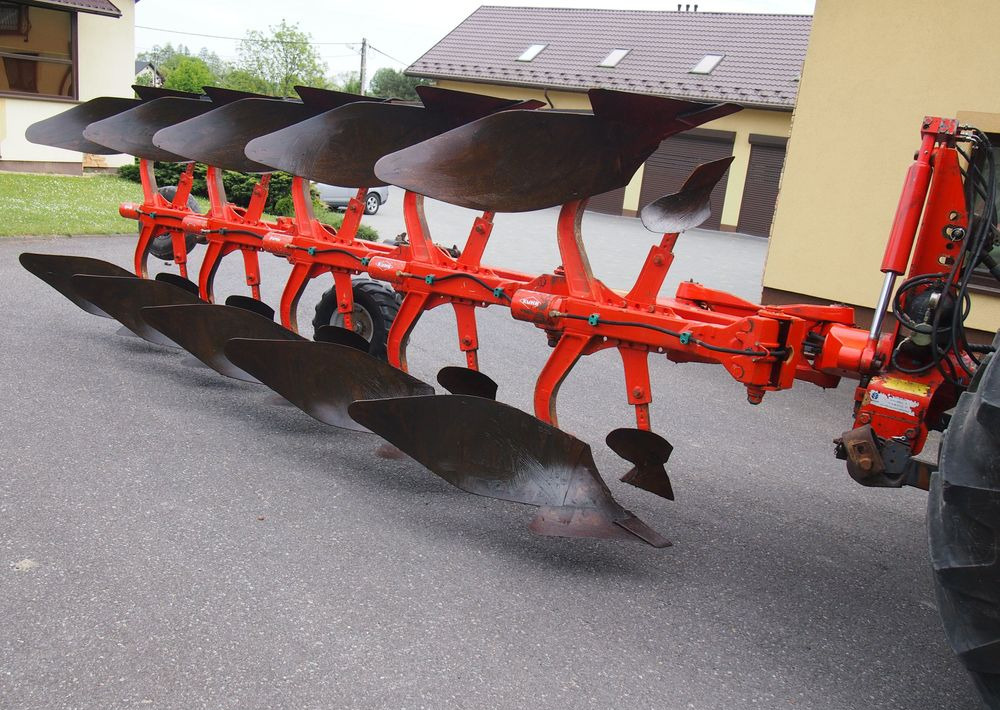 Pług obrotowy Kuhn Kuhn Vari-Master 150 4+1 Pług obracany Kuhn Vari-Master 150 4+1 - Plūgas: foto 3 Pług obrotowy Kuhn Kuhn Vari-Master 150 4+1 Pług obracany Kuhn Vari-Master 150 4+1 - Plūgas: foto 3