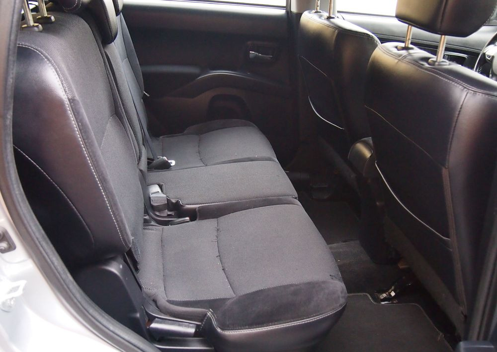 Lengvasis automobilis Samochód Citroen C-Crosser 2.2 HDI 2010 Samochód osobowy SUW 4x4: foto 10