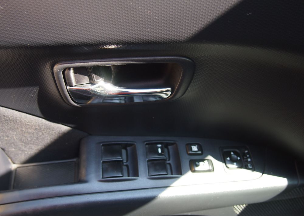 Lengvasis automobilis Samochód Peugeot 4007 2,2 HDI 7-osobowy 2009 Peugot 4007 7-osobowy 4x4: foto 11
