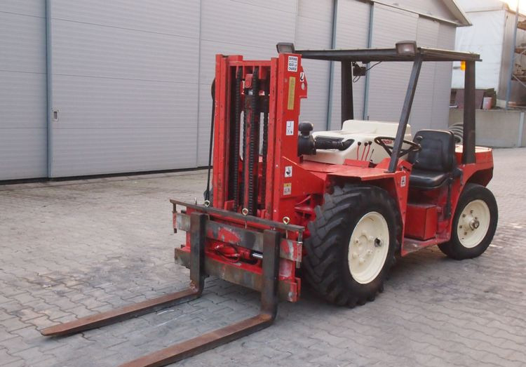 Wózek widłowy Manitou MC.20.HP 1992 - Dyzelinis krautuvas: foto 2 Wózek widłowy Manitou MC.20.HP 1992 - Dyzelinis krautuvas: foto 2