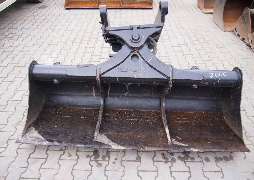 Wyposażenie Liebherr Liebherr 2m Łyżka skarpowa (skarpówka) hydrauliczna - Ekskavatoriaus kaušas: foto 1 Wyposażenie Liebherr Liebherr 2m Łyżka skarpowa (skarpówka) hydrauliczna - Ekskavatoriaus kaušas: foto 1