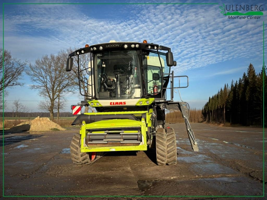 Claas Lexion 8700 TT - Derliaus nuėmimo kombainas: foto 4 Claas Lexion 8700 TT - Derliaus nuėmimo kombainas: foto 4