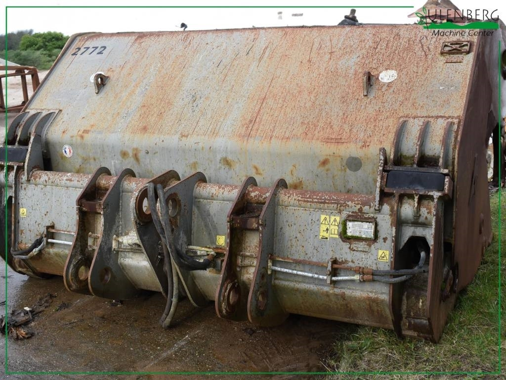 ŁYŻKA WYSOKIEGO ZAŁADUNKU VOLVO - Kaušas - Statybinė technika: foto 3 ŁYŻKA WYSOKIEGO ZAŁADUNKU VOLVO - Kaušas - Statybinė technika: foto 3