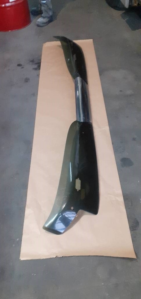 Mercedes-Benz Actros - Skydelis nuo saulės - Sunkvežimis: foto 4 Mercedes-Benz Actros - Skydelis nuo saulės - Sunkvežimis: foto 4