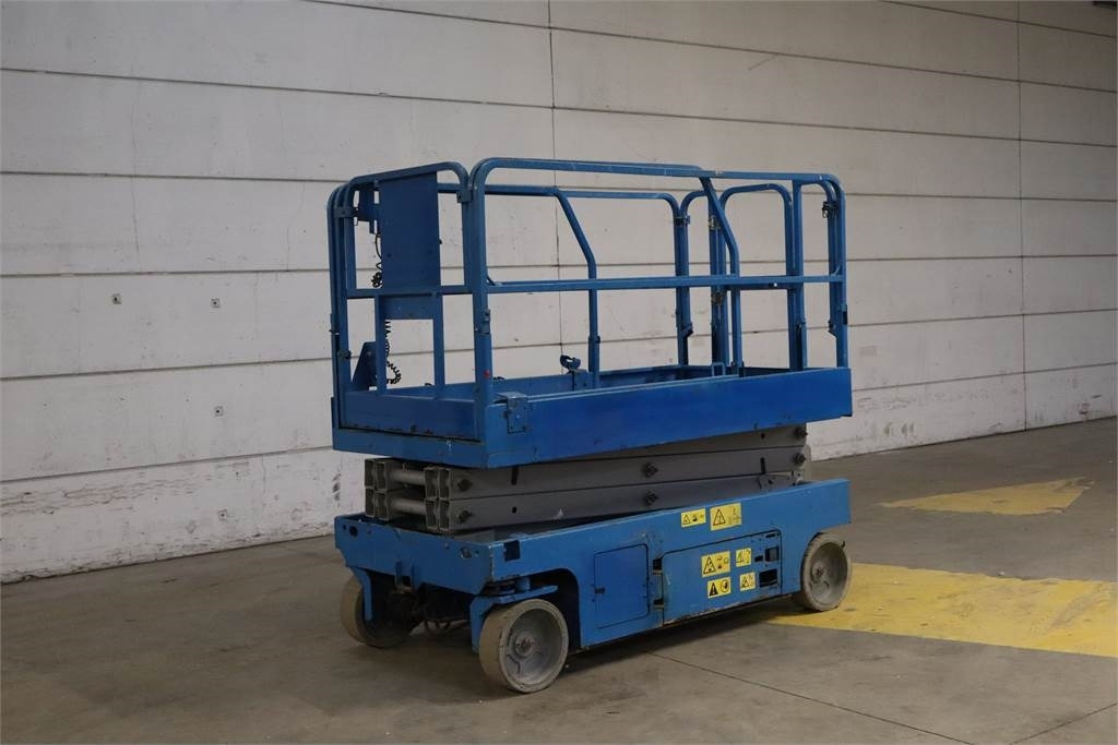 Genie GS2046 - Žirklinis keltuvas: foto 4 Genie GS2046 - Žirklinis keltuvas: foto 4