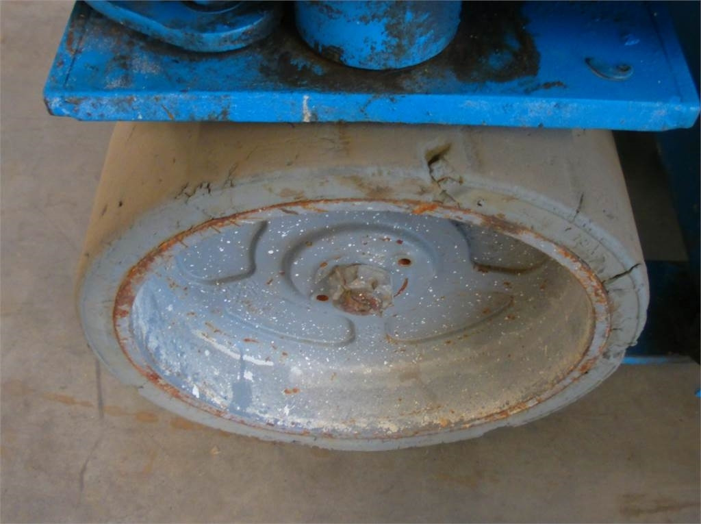 Žirklinis keltuvas Genie GS2646: foto 13