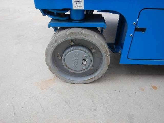 Žirklinis keltuvas Genie GS4655: foto 12