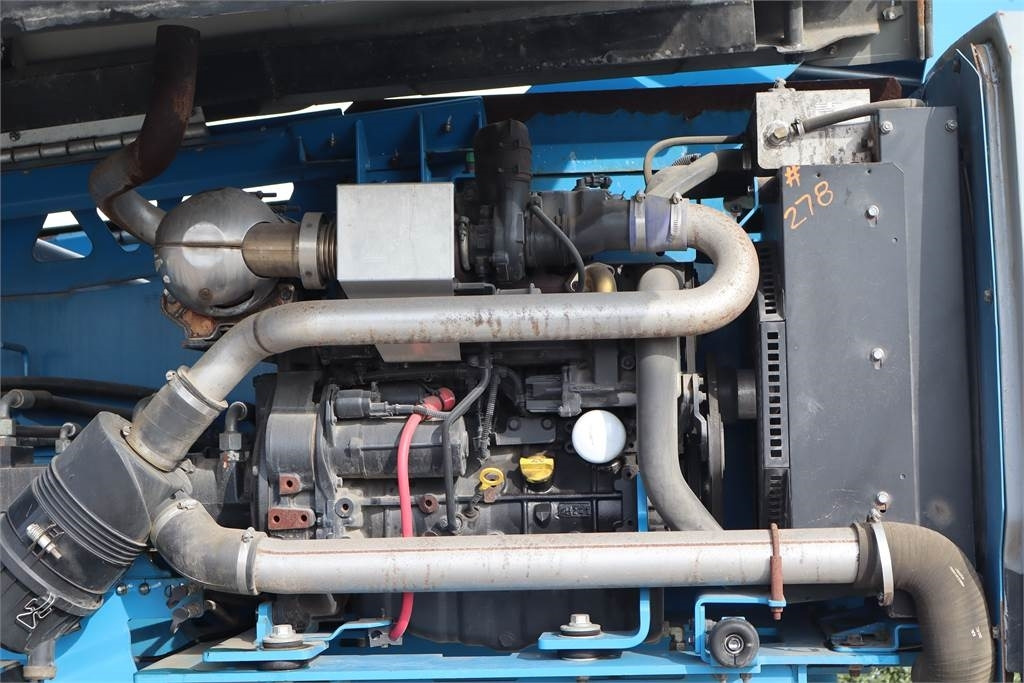 Genie SX135XC - Teleskopinis keltuvas: foto 5 Genie SX135XC - Teleskopinis keltuvas: foto 5