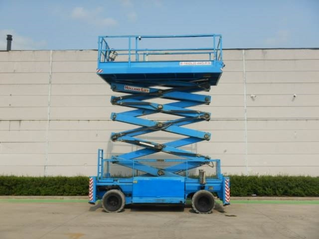 Žirklinis keltuvas Holland Lift B-195DL25: foto 6