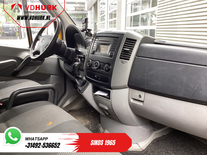 Mercedes-Benz Sprinter 316 2.2 CDI Aut. L2H2 EXPORT ONLY 3,5T Trekgewicht / Airco/ Cruise/ Trekhaak - Krovininis mikroautobusas: foto 3 Mercedes-Benz Sprinter 316 2.2 CDI Aut. L2H2 EXPORT ONLY 3,5T Trekgewicht / Airco/ Cruise/ Trekhaak - Krovininis mikroautobusas: foto 3