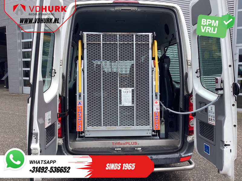Volkswagen Crafter 35 2.0 TDI L3H2 EXPORT ONLY! €9.559 incl BTW/BPM Rolstoellift/ 9 Pers/ 9P/ Sidebars/ Rearbar/ Airco - Mikroautobusas, Keleivinis furgonas: foto 5 Volkswagen Crafter 35 2.0 TDI L3H2 EXPORT ONLY! €9.559 incl BTW/BPM Rolstoellift/ 9 Pers/ 9P/ Sidebars/ Rearbar/ Airco - Mikroautobusas, Keleivinis furgonas: foto 5