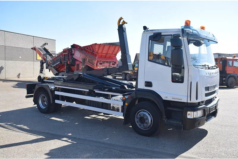 Hook-lift sunkvežimis Iveco Iveco Eurocargo 160E25: foto 5