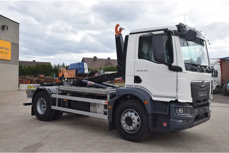Hook-lift sunkvežimis MAN TGM 18.320: foto 11