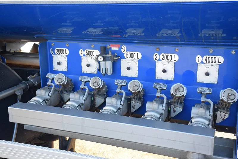 MAN TGM 26.340 - Autocisterna: foto 4 MAN TGM 26.340 - Autocisterna: foto 4