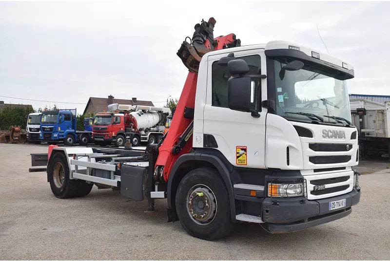 Scania P280 - Sunkvežimis su kranu: foto 2 Scania P280 - Sunkvežimis su kranu: foto 2