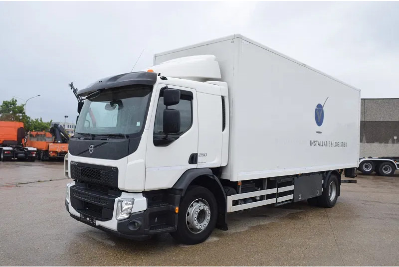 Volvo FE 250 - Furgonas sunkvežimis: foto 1 Volvo FE 250 - Furgonas sunkvežimis: foto 1