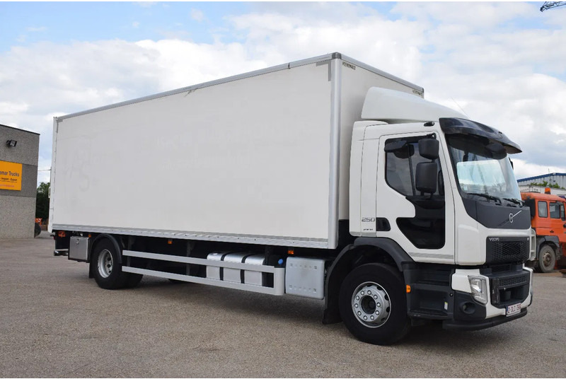 Volvo FE 250 - Furgonas sunkvežimis: foto 5 Volvo FE 250 - Furgonas sunkvežimis: foto 5