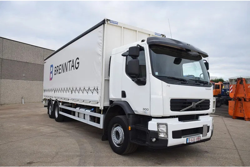 Volvo FE 300 - Furgonas sunkvežimis: foto 4 Volvo FE 300 - Furgonas sunkvežimis: foto 4