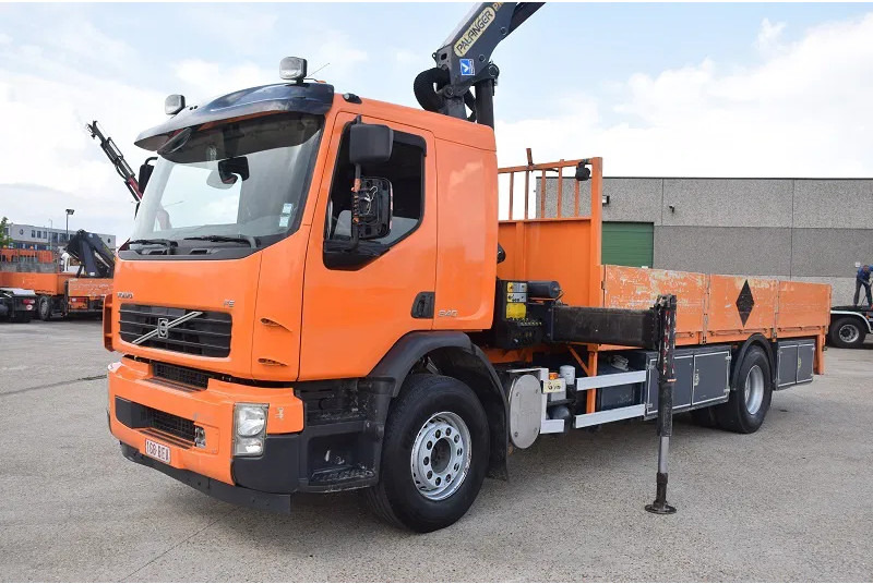 Volvo FE 340 - Sunkvežimis su kranu: foto 3 Volvo FE 340 - Sunkvežimis su kranu: foto 3
