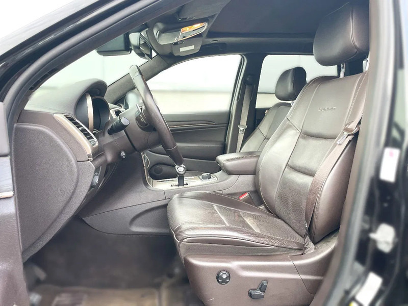 Jeep Grand Cherokee Jeep Grand Cherokee *Export*AHK 2,9t*zetelverw. voor-achter*elektr. zetels*adaptive cruise control - Visureigis: foto 3 Jeep Grand Cherokee Jeep Grand Cherokee *Export*AHK 2,9t*zetelverw. voor-achter*elektr. zetels*adaptive cruise control - Visureigis: foto 3
