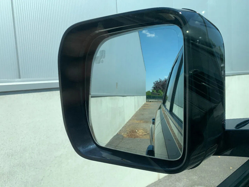 Lengvasis automobilis Land Rover Defender X-Dynamic*360°Camera*Elektrische ramen en spiegels*Wegklapbare trekhaak*Cruise Control*: foto 10