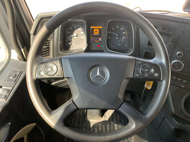 Mercedes-Benz Actros 2531 2530*Cruise control*SlaapCabine* - Furgonas sunkvežimis: foto 4 Mercedes-Benz Actros 2531 2530*Cruise control*SlaapCabine* - Furgonas sunkvežimis: foto 4
