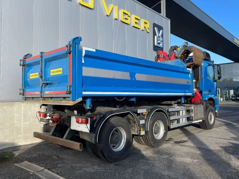 Mercedes-Benz Arocs 3342 *6x6*meegestuurd as*2zijdige kipper*Airco*Bluetooth - Savivartis sunkvežimis, Sunkvežimis su kranu: foto 2 Mercedes-Benz Arocs 3342 *6x6*meegestuurd as*2zijdige kipper*Airco*Bluetooth - Savivartis sunkvežimis, Sunkvežimis su kranu: foto 2