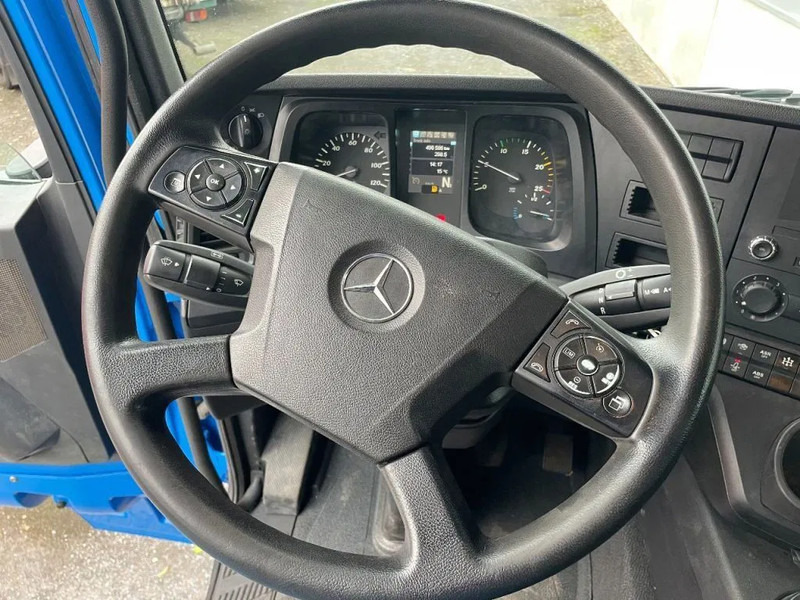 Mercedes-Benz Arocs 3342 *6x6*meegestuurd as*2zijdige kipper*Airco*Bluetooth - Savivartis sunkvežimis, Sunkvežimis su kranu: foto 4 Mercedes-Benz Arocs 3342 *6x6*meegestuurd as*2zijdige kipper*Airco*Bluetooth - Savivartis sunkvežimis, Sunkvežimis su kranu: foto 4