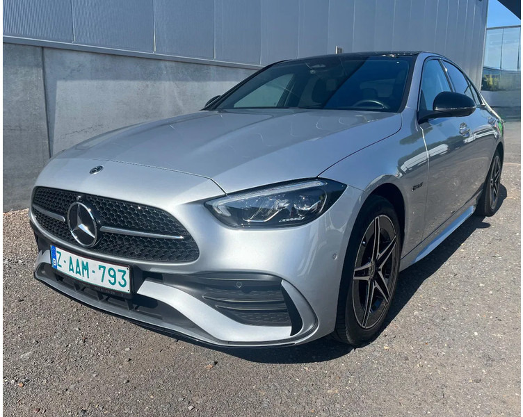 Mercedes-Benz C-Klasse C300e Sedan*AMG PAKKET*NIGHT PAKKET*HEADUPDISPL*360°CAM* - Sedanas: foto 1 Mercedes-Benz C-Klasse C300e Sedan*AMG PAKKET*NIGHT PAKKET*HEADUPDISPL*360°CAM* - Sedanas: foto 1