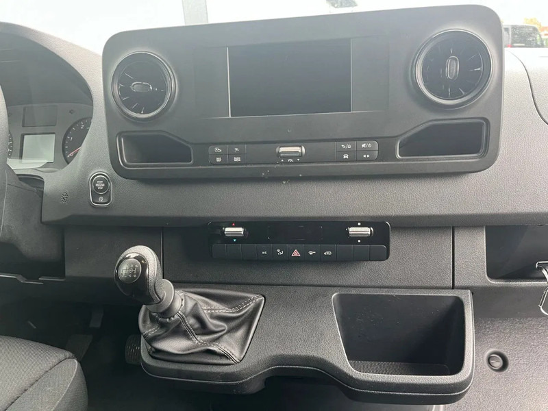 Mercedes-Benz Sprinter 315 L3H2*360°Camera*parktronic*cruise control*zetelverwarming* - Krovininis mikroautobusas: foto 5 Mercedes-Benz Sprinter 315 L3H2*360°Camera*parktronic*cruise control*zetelverwarming* - Krovininis mikroautobusas: foto 5