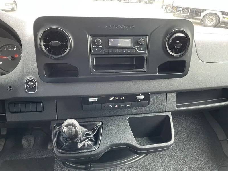 Mercedes-Benz Sprinter 514 *Airconditioning*Cruise control*Zijwindassistent*laadbrug - Furgonas su krovinių dėže: foto 5 Mercedes-Benz Sprinter 514 *Airconditioning*Cruise control*Zijwindassistent*laadbrug - Furgonas su krovinių dėže: foto 5