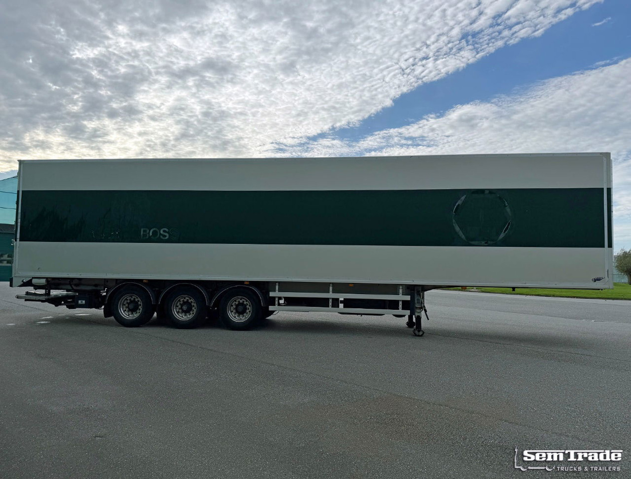 Burg VAN Beurden Isolated BOX Hydrarolls Carrier Vector 1550 Tail Lift Holland-Trailer - Refrižeratorius puspriekabė: foto 5 Burg VAN Beurden Isolated BOX Hydrarolls Carrier Vector 1550 Tail Lift Holland-Trailer - Refrižeratorius puspriekabė: foto 5