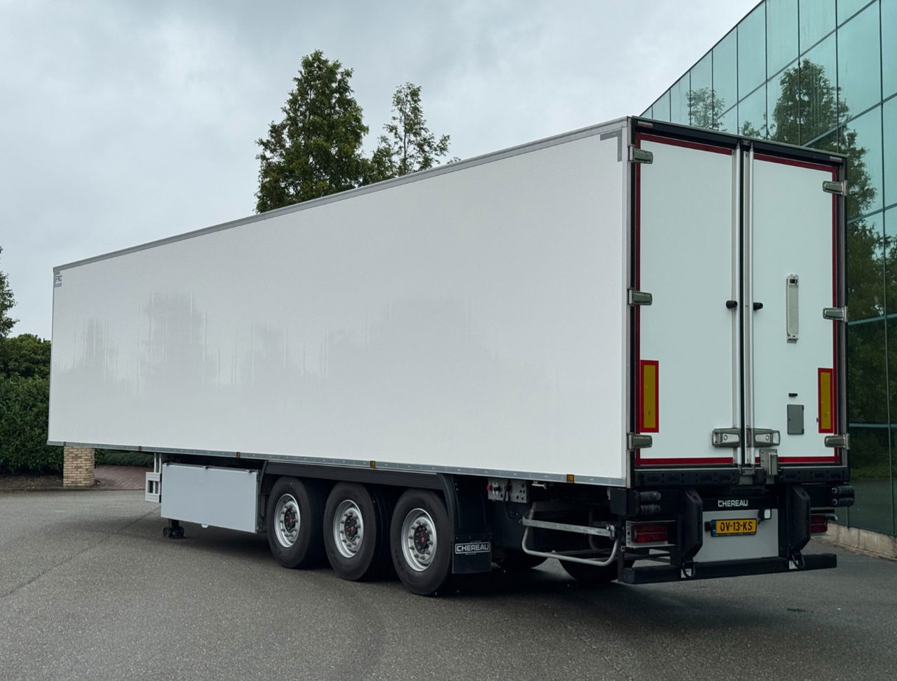 Chereau CSD3 247 CM Wide 265 CM High Thermo King SLXi300 With Only 850 Hours NEW - Refrižeratorius puspriekabė: foto 3 Chereau CSD3 247 CM Wide 265 CM High Thermo King SLXi300 With Only 850 Hours NEW - Refrižeratorius puspriekabė: foto 3
