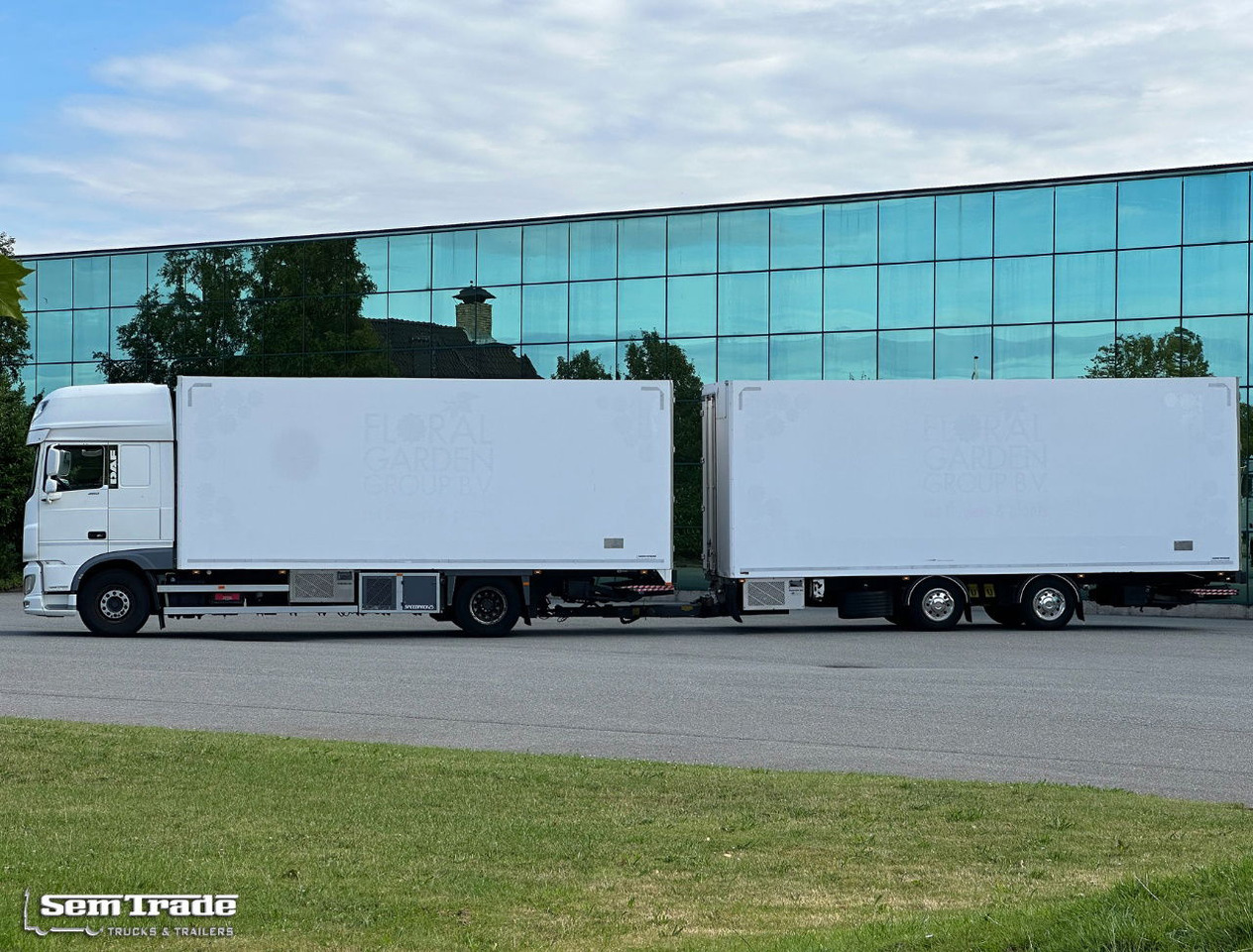 DAF XF 460 SSC Only 636.000 KM Tail Lift Cooling TOP Condition Holland-Combi - Refrižeratorius sunkvežimis: foto 2 DAF XF 460 SSC Only 636.000 KM Tail Lift Cooling TOP Condition Holland-Combi - Refrižeratorius sunkvežimis: foto 2