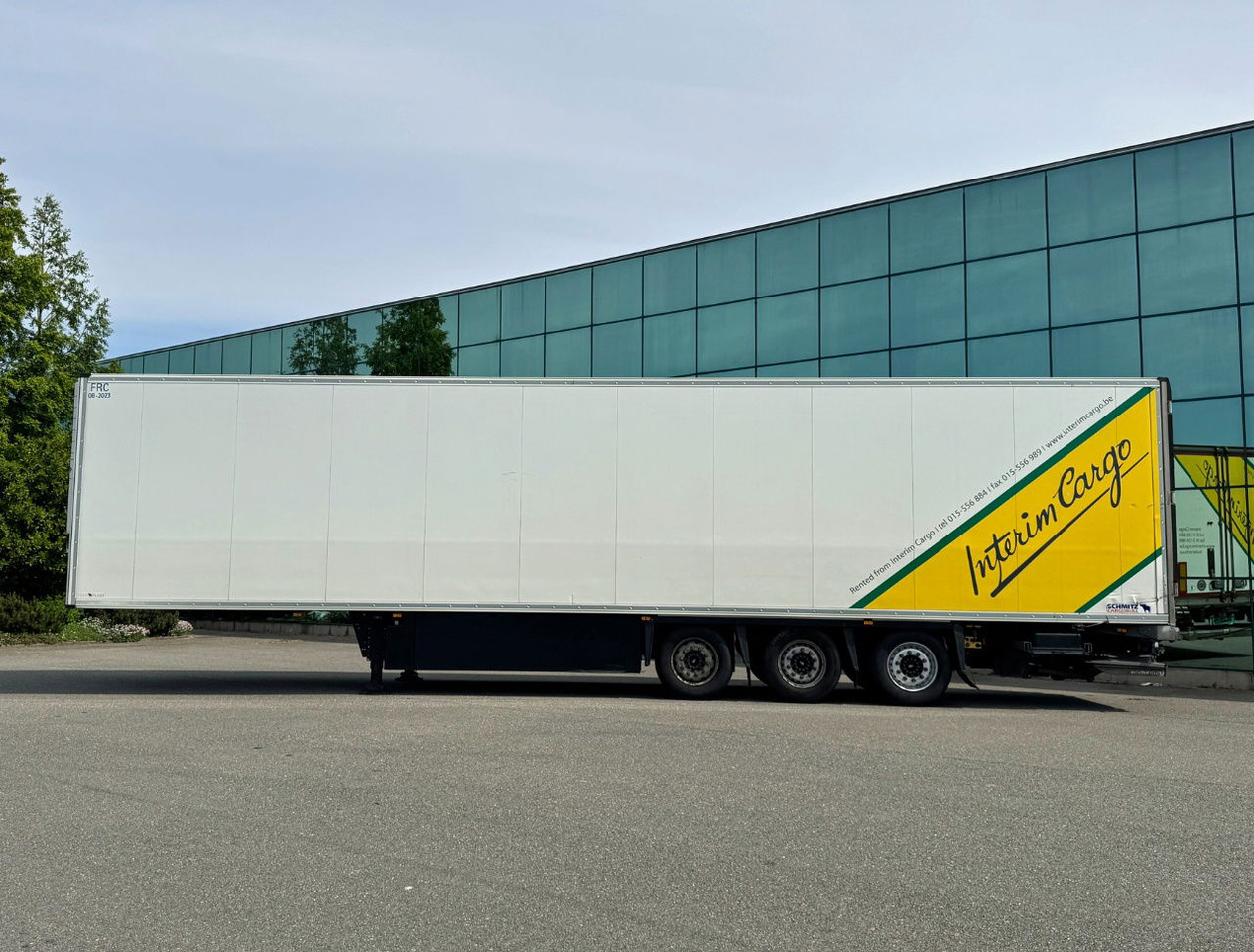 Schmitz Cargobull SCBS3B 275 CM High 250 Wide Tail Lift Carrier Vector 1550 Dopp - Refrižeratorius puspriekabė: foto 2 Schmitz Cargobull SCBS3B 275 CM High 250 Wide Tail Lift Carrier Vector 1550 Dopp - Refrižeratorius puspriekabė: foto 2