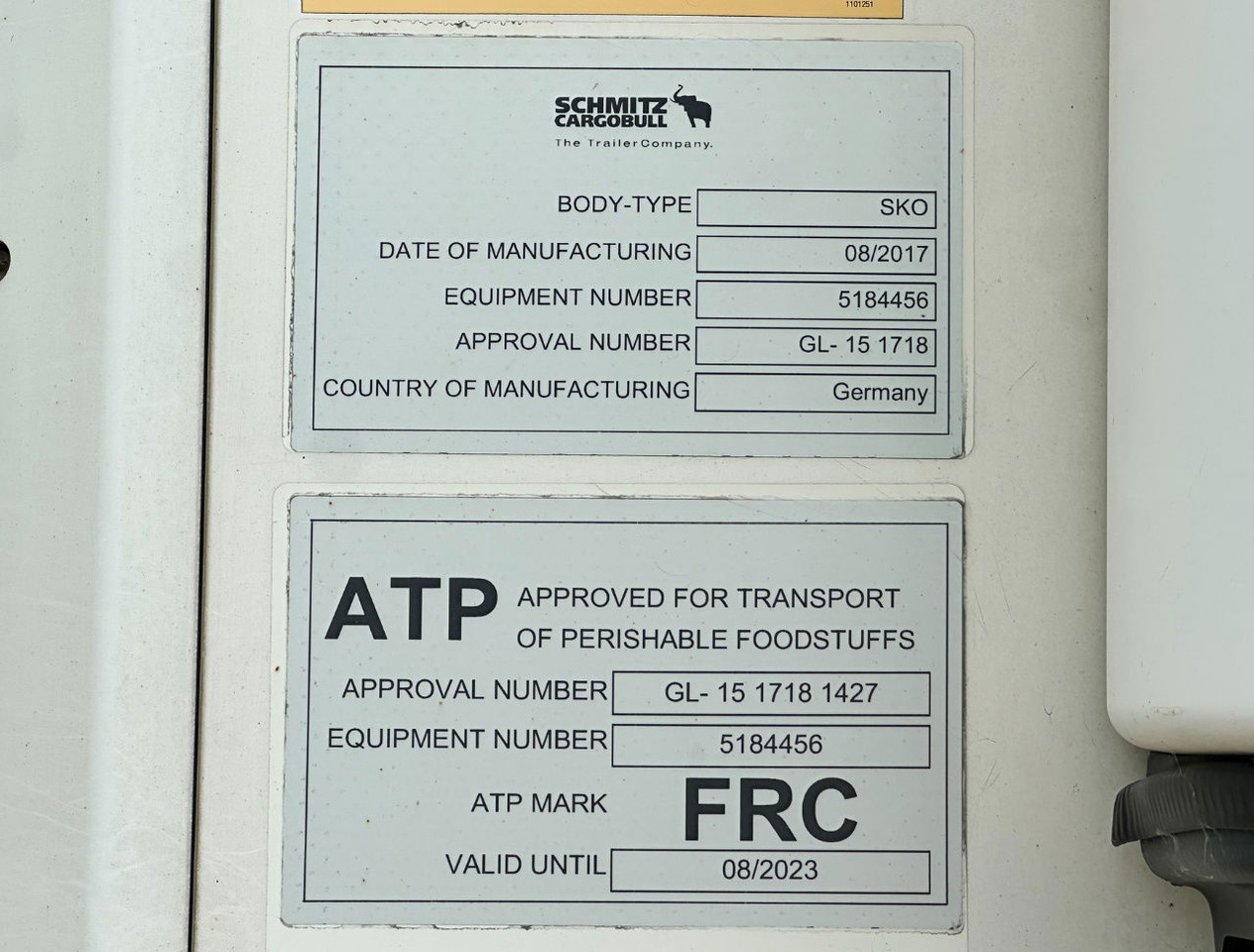 Refrižeratorius puspriekabė Schmitz Cargobull SCBS3B Carrier Vector 1550 Tail Lift 275 CM High Inside TOP Condition: foto 24 Refrižeratorius puspriekabė Schmitz Cargobull SCBS3B Carrier Vector 1550 Tail Lift 275 CM High Inside TOP Condition: foto 24