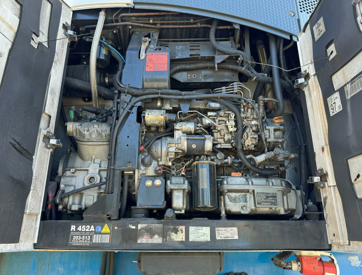 Refrižeratorius puspriekabė Schmitz Cargobull Thermo King SLX300 With Only 6.200 Hours 1340 x 250 x 270 CM Inside TOP Condition NL Trailer: foto 9