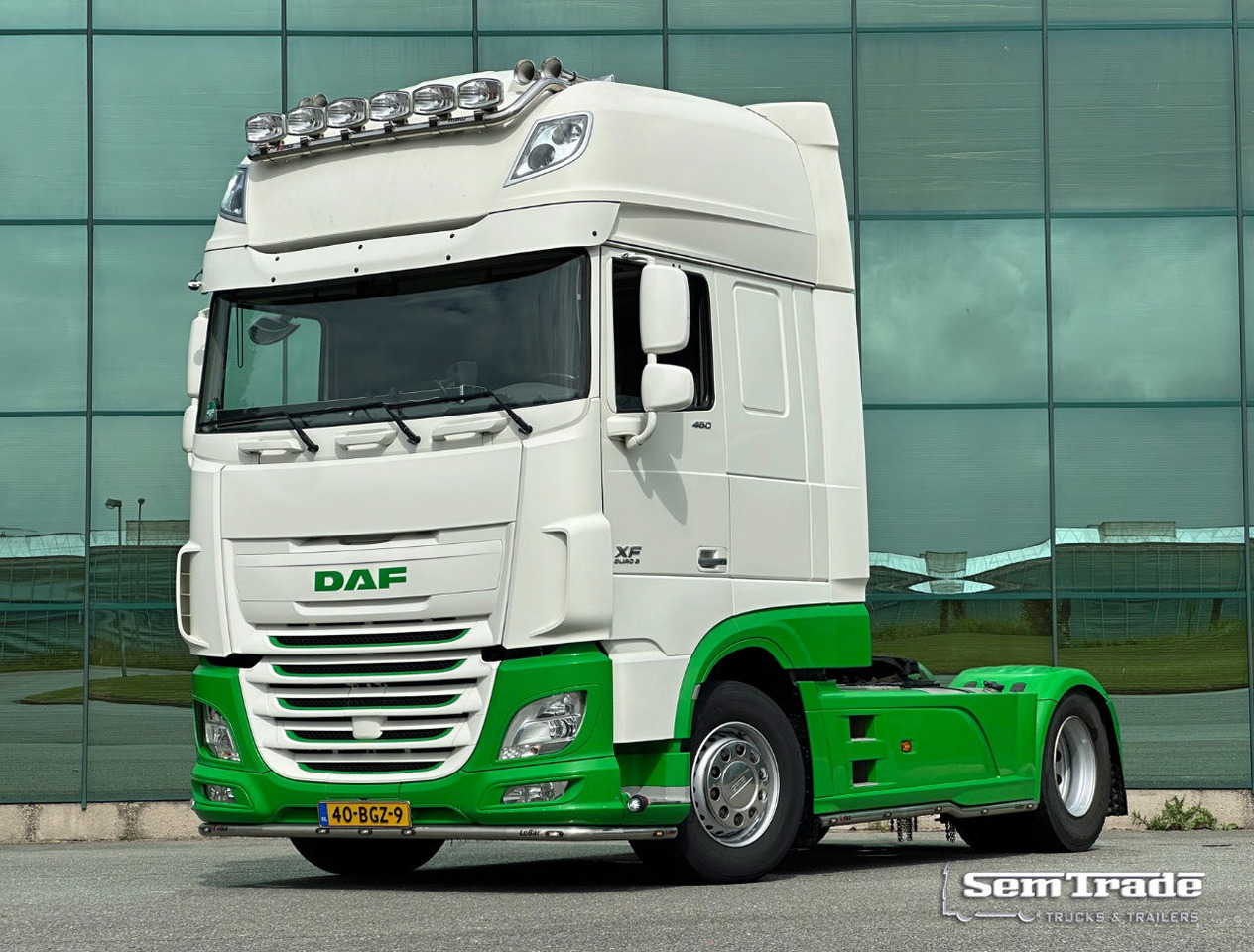 DAF XF 460 FT SSC 684.000 KM TRS Genset NEW Tacho Full Options TOP Condition NL - Vilkikas: foto 1 DAF XF 460 FT SSC 684.000 KM TRS Genset NEW Tacho Full Options TOP Condition NL - Vilkikas: foto 1