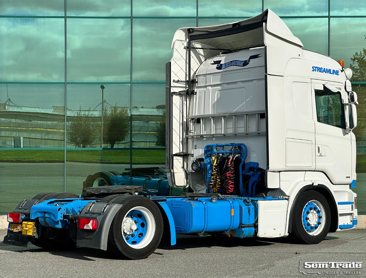 Scania R410 LOW Deck Retarder Full AIR 2x Tanks Park Cooling TOP Condition - Vilkikas: foto 4 Scania R410 LOW Deck Retarder Full AIR 2x Tanks Park Cooling TOP Condition - Vilkikas: foto 4
