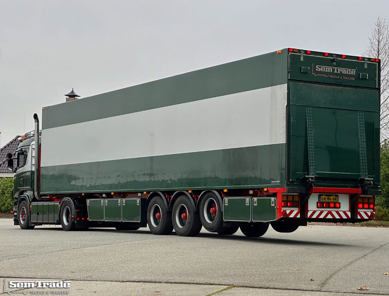 Scania R500 V8 Analogue Tacho 779.000 KM Show Truck Special Interior + Special VAN Beurden Frigo Trailer - Vilkikas: foto 3 Scania R500 V8 Analogue Tacho 779.000 KM Show Truck Special Interior + Special VAN Beurden Frigo Trailer - Vilkikas: foto 3