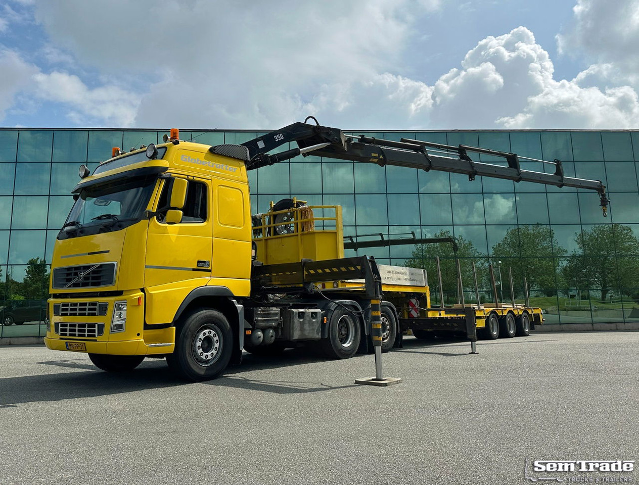 Volvo FH 12.460 Manual Gear 6X2 Euro 3 Only 493.000 KM Hiab 350 - 5 With Nootebo - Vilkikas: foto 1 Volvo FH 12.460 Manual Gear 6X2 Euro 3 Only 493.000 KM Hiab 350 - 5 With Nootebo - Vilkikas: foto 1