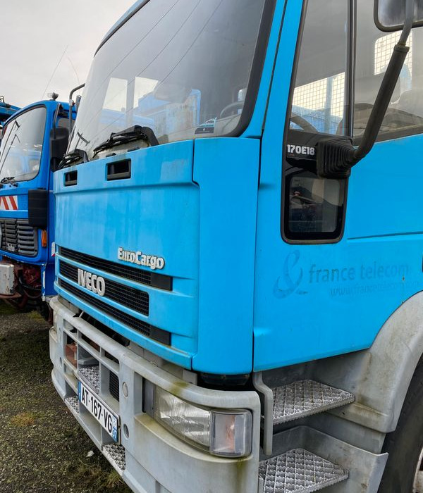 Camion Porte tourets Renault ,Iveco ,etc - Nuožulnaus pakėlimo ant platformos sunkvežimis: foto 1 Camion Porte tourets Renault ,Iveco ,etc - Nuožulnaus pakėlimo ant platformos sunkvežimis: foto 1