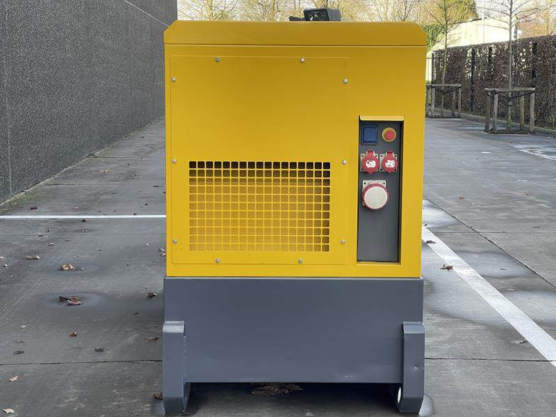 Atlas-Copco QAS 100 ST3 - Elektrinis generatorius: foto 2 Atlas-Copco QAS 100 ST3 - Elektrinis generatorius: foto 2