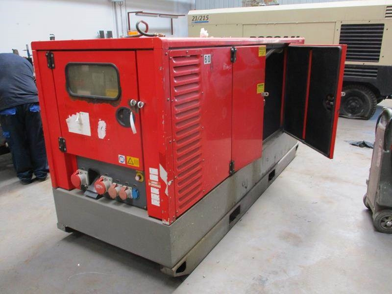 Atlas-Copco QAS 60 - Elektrinis generatorius: foto 1 Atlas-Copco QAS 60 - Elektrinis generatorius: foto 1