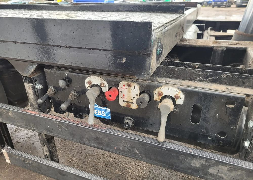 Krone Przyczepa wywrotka 3 osie wywrot - Kita technika: foto 5 Krone Przyczepa wywrotka 3 osie wywrot - Kita technika: foto 5