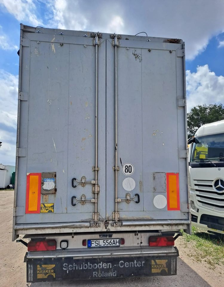 Kraker Naczepa ruchoma podłoga KRAKER CF300 - Su slankiojanciomis grindimis puspriekabė: foto 4 Kraker Naczepa ruchoma podłoga KRAKER CF300 - Su slankiojanciomis grindimis puspriekabė: foto 4