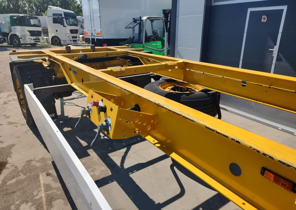 Krone Przyczepa BDF Krone - Konteineris-vežimus/ Sukeisti kūną priekaba: foto 5 Krone Przyczepa BDF Krone - Konteineris-vežimus/ Sukeisti kūną priekaba: foto 5