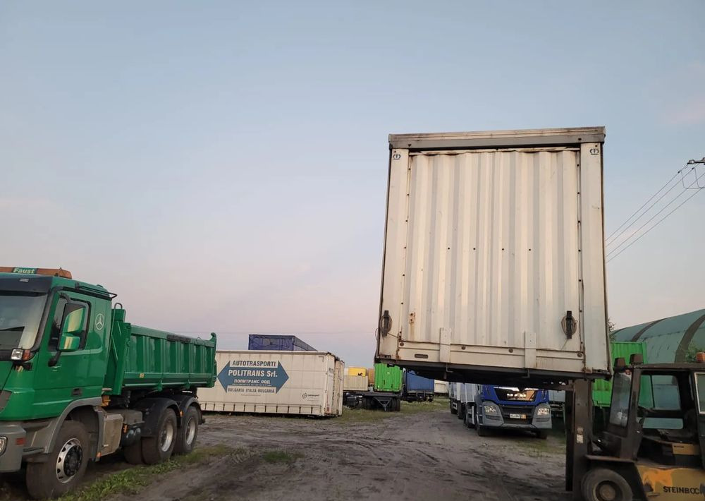 Krone Zabudowa Firanka - Tentinis kėbulas: foto 4 Krone Zabudowa Firanka - Tentinis kėbulas: foto 4